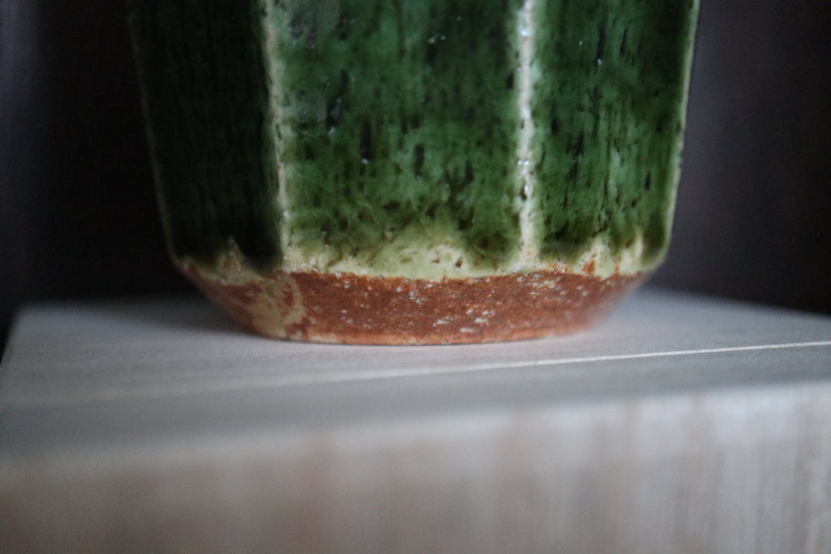Kyoware Green Oribe glaze mentori carving Tea coffee cup handmade in  Kyoto  (with paulownia wood box and handwritten calligraphy )